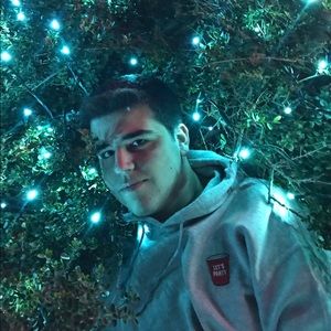 Meet your Posher, Lucas